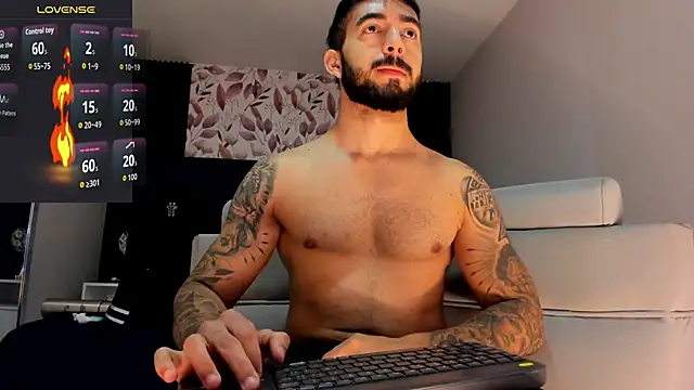 Snapshot of MarkWalker__ chatting on 22, 5, 2026 MarkWalker online show from 22, 5, 2026