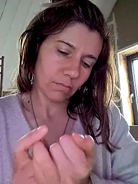 Lina lou4 online show from 9, 3, 2025