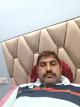 Snapshot of Amandev7 chatting on 27, 3, 2026 Amandev7 online show from 27, 3, 2026