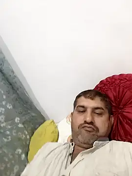 Snapshot of Amandev7 chatting on 16, 4, 2026 Amandev7 online show from 16, 4, 2026