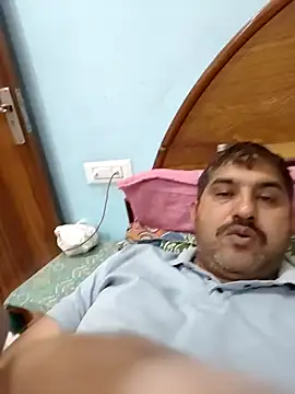 Snapshot of Amandev7 chatting on 22, 4, 2026 Amandev7 online show from 22, 4, 2026