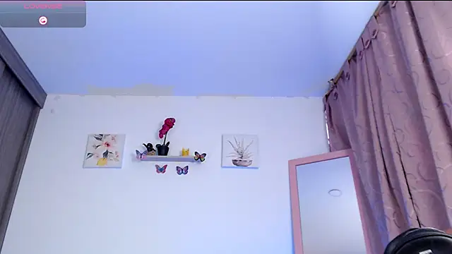 Snapshot of Annaross2 chatting on 10, 2, 2025 Annaross2 online show from 10, 2, 2025