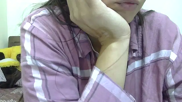 Snapshot of lovelydesi21 chatting on 8, 4, 2026 lovelydesi21 online show from 8, 4, 2026