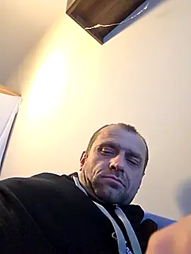 Roman0798 online show from 24, 10, 2025