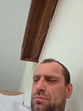 Roman0798 online show from 25, 10, 2025