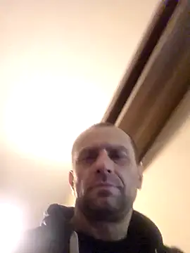 Roman0798 online show from 15, 12, 2025