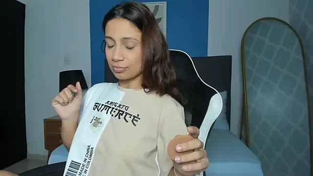 cora 22 online show from 3, 10, 2025