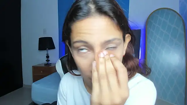 cora 22 online show from 4, 10, 2025