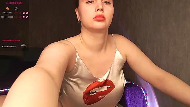 nutcrew online show from 20, 11, 2025