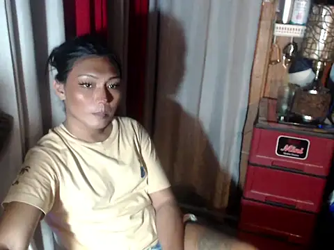 Snapshot of Topangel69 chatting on 21, 10, 2025 Topangel69 online show from 21, 10, 2025