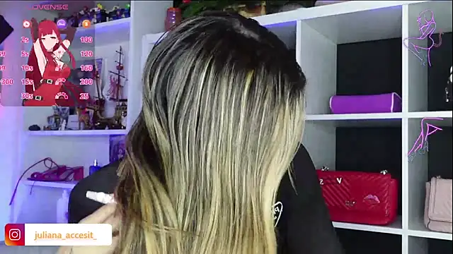 Snapshot of caroline_cossei chatting on 10, 2, 2025 caroline cossei online show from 10, 2, 2025