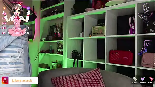 Snapshot of caroline_cossei chatting on 19, 2, 2025 caroline cossei online show from 19, 2, 2025