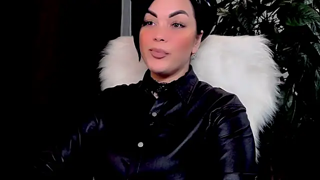 QueenOfUrKink online show from 12, 2, 2026