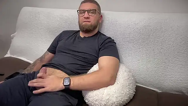 Bear bear  online show from 22, 12, 2024