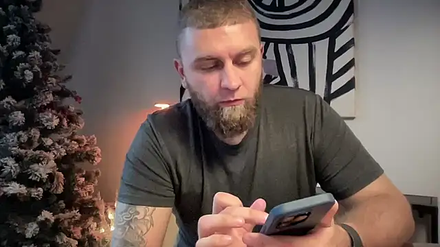 Bear bear  online show from 29, 12, 2024