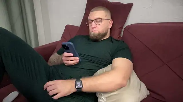 Bear bear  online show from 29, 1, 2025