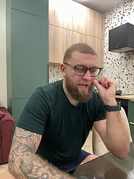 Bear bear  online show from 4, 3, 2025