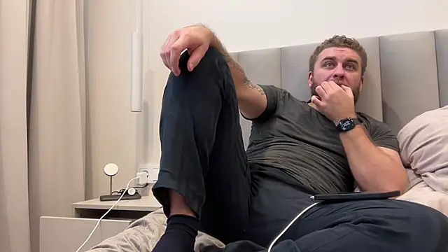 Bear bear  online show from 7, 3, 2026