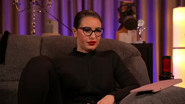 Snapshot of kelly_kent chatting on 2, 2, 2025 kelly kent online show from 2, 2, 2025