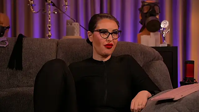 Snapshot of kelly_kent chatting on 7, 2, 2025 kelly kent online show from 7, 2, 2025