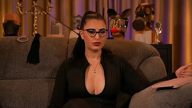 Snapshot of kelly_kent chatting on 15, 9, 2025 kelly kent online show from 15, 9, 2025