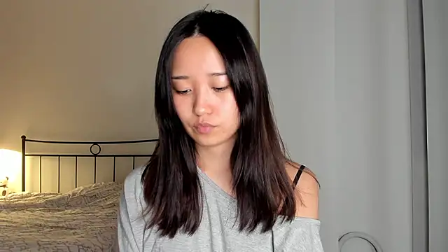 julias tapes online show from 11, 2, 2025