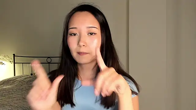 julias tapes online show from 28, 2, 2025