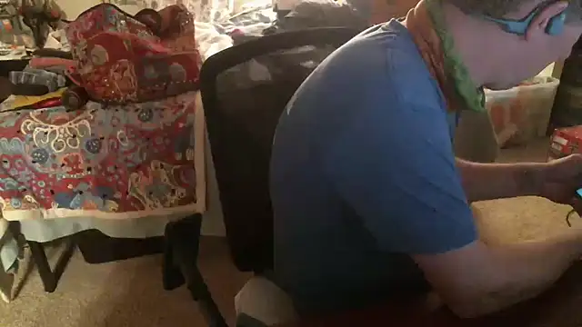 Snapshot of MormonPineapples chatting on 19, 10, 2025 MormonPineapples online show from 19, 10, 2025