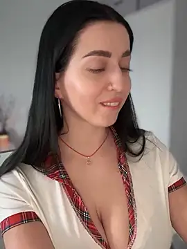 Emylia online show from 20, 1, 2025