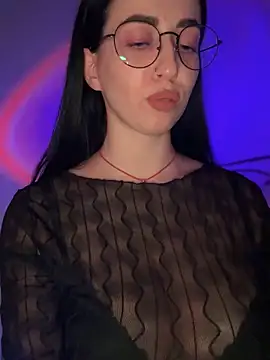 Emylia online show from 1, 12, 2025