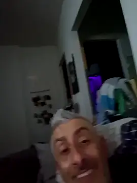 Snapshot of cuci45 chatting on 21, 12, 2025 cuci45 online show from 21, 12, 2025