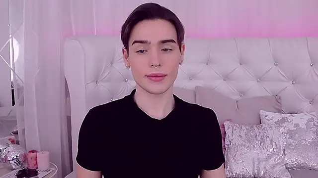 Snapshot of RobbyCharming chatting on 17, 1, 2025 RobbyCharming online show from 17, 1, 2025