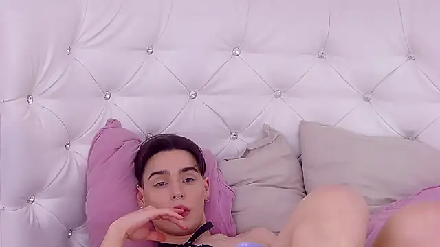 Snapshot of RobbyCharming chatting on 20, 1, 2025 RobbyCharming online show from 20, 1, 2025