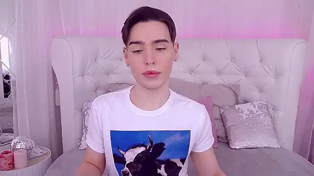 Snapshot of RobbyCharming chatting on 25, 1, 2025 RobbyCharming online show from 25, 1, 2025