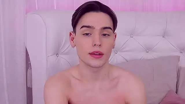 Snapshot of RobbyCharming chatting on 28, 1, 2025 RobbyCharming online show from 28, 1, 2025