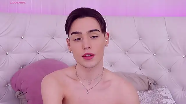 Snapshot of RobbyCharming chatting on 31, 1, 2025 RobbyCharming online show from 31, 1, 2025