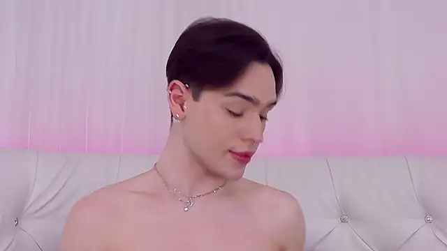 Snapshot of RobbyCharming chatting on 14, 2, 2025 RobbyCharming online show from 14, 2, 2025