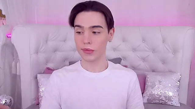 Snapshot of RobbyCharming chatting on 24, 2, 2025 RobbyCharming online show from 24, 2, 2025