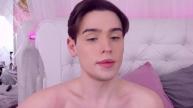 Snapshot of RobbyCharming chatting on 25, 2, 2025 RobbyCharming online show from 25, 2, 2025