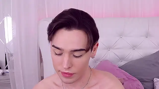 Snapshot of RobbyCharming chatting on 1, 3, 2025 RobbyCharming online show from 1, 3, 2025