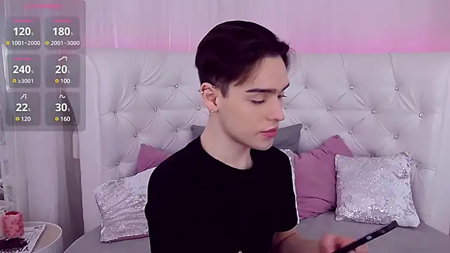 Snapshot of RobbyCharming chatting on 16, 3, 2025 RobbyCharming online show from 16, 3, 2025