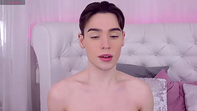 Snapshot of RobbyCharming chatting on 17, 3, 2025 RobbyCharming online show from 17, 3, 2025