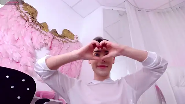 Snapshot of RobbyCharming chatting on 18, 3, 2025 RobbyCharming online show from 18, 3, 2025