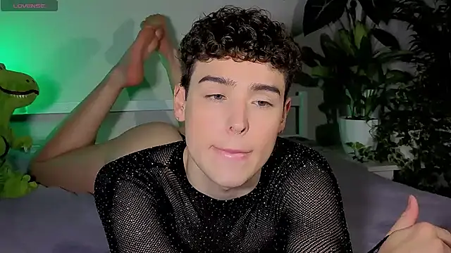 Snapshot of RobbyCharming chatting on 1, 10, 2025 RobbyCharming online show from 1, 10, 2025