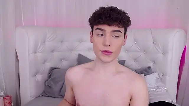 Snapshot of RobbyCharming chatting on 17, 10, 2025 RobbyCharming online show from 17, 10, 2025