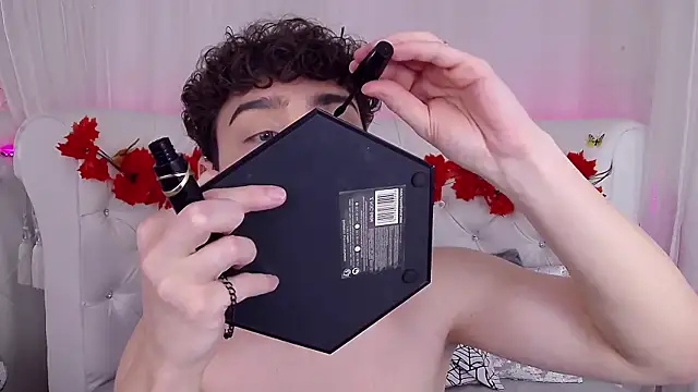 Snapshot of RobbyCharming chatting on 1, 11, 2025 RobbyCharming online show from 1, 11, 2025