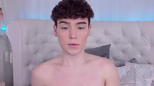 Snapshot of RobbyCharming chatting on 8, 11, 2025 RobbyCharming online show from 8, 11, 2025