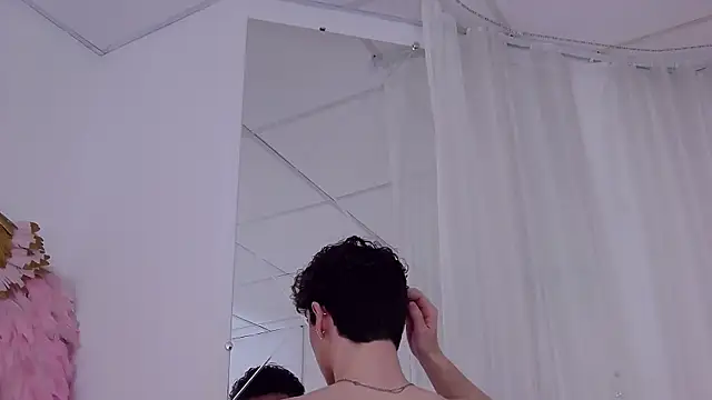 Snapshot of RobbyCharming chatting on 28, 11, 2025 RobbyCharming online show from 28, 11, 2025