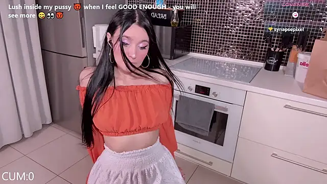 Snapshot of ariel_aspen chatting on 5, 10, 2025 ariel aspen online show from 5, 10, 2025