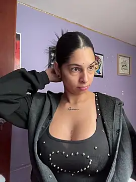 charlotte stevenss  online show from 11, 3, 2026